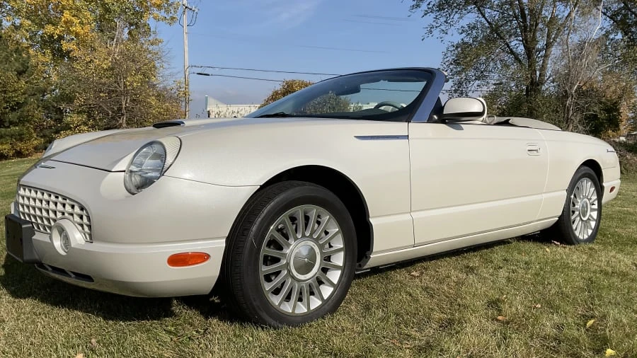 2005 Ford Thunderbird 11th Gen - Image 21 of 24