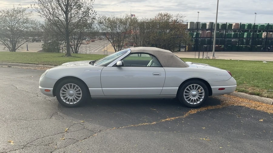 2005 Ford Thunderbird 11th Gen - Image 5 of 14