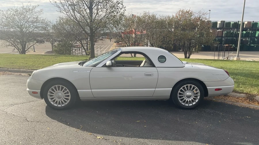2005 Ford Thunderbird 11th Gen - Image 8 of 14