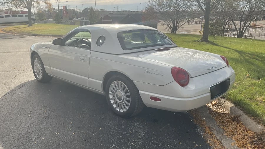 2005 Ford Thunderbird 11th Gen - Image 9 of 14