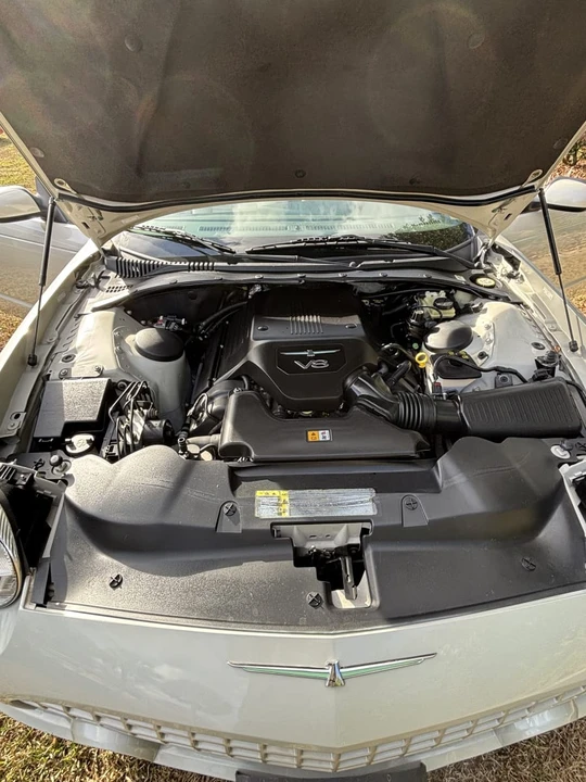 2005 Ford Thunderbird 11th Gen - Image 14 of 16