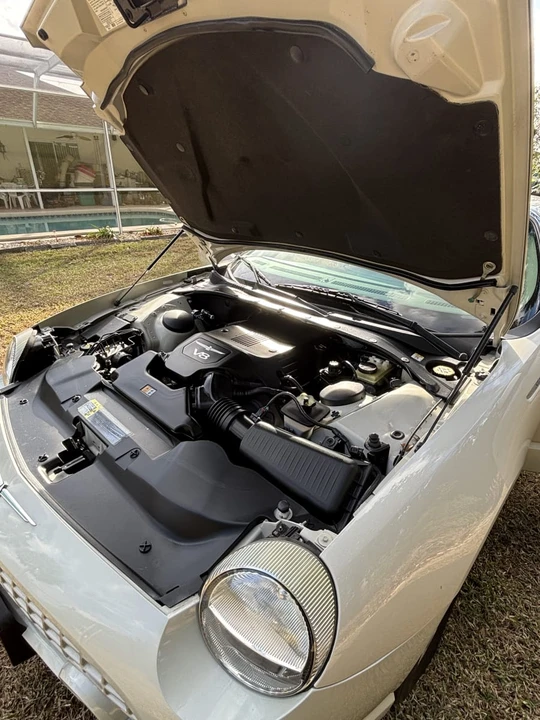 2005 Ford Thunderbird 11th Gen - Image 16 of 16