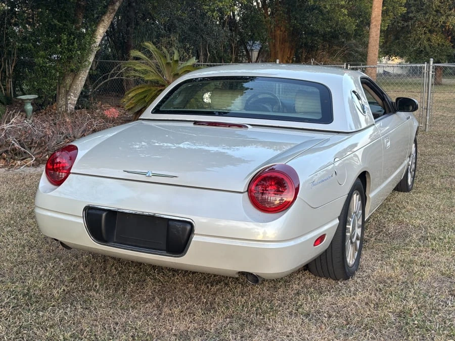 2005 Ford Thunderbird 11th Gen - Image 3 of 16