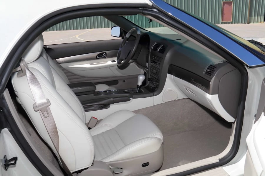 2005 Ford Thunderbird 11th Gen - Image 21 of 31