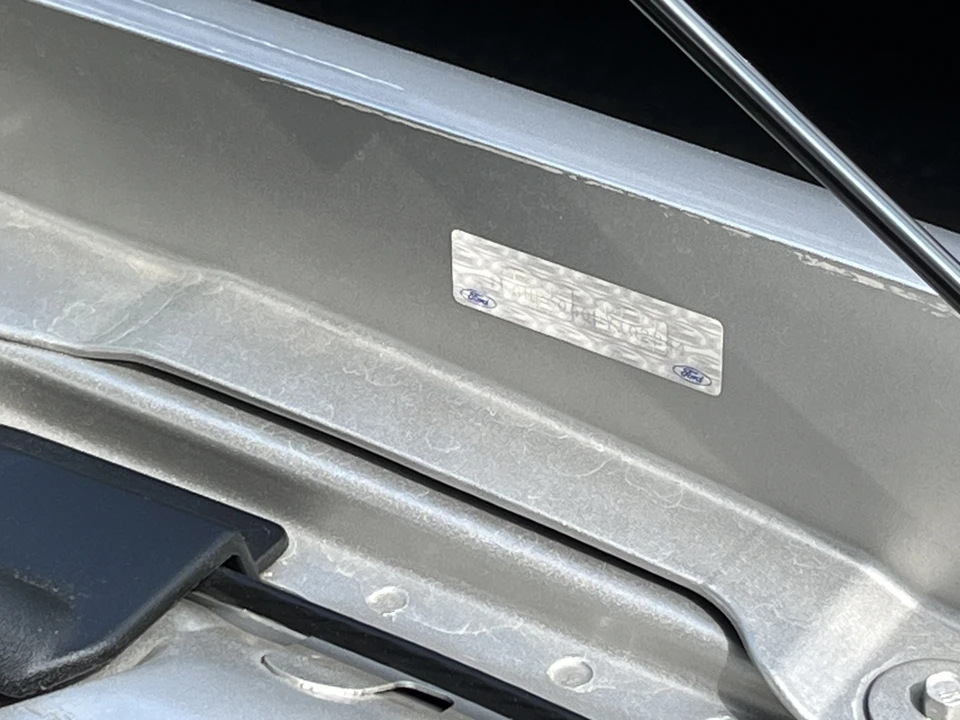 2005 Ford Thunderbird 11th Gen - Image 14 of 19
