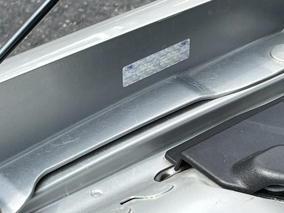 2005 Ford Thunderbird 11th Gen - Image 15 of 19