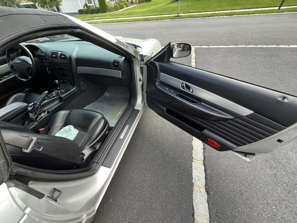 2005 Ford Thunderbird 11th Gen - Image 5 of 19
