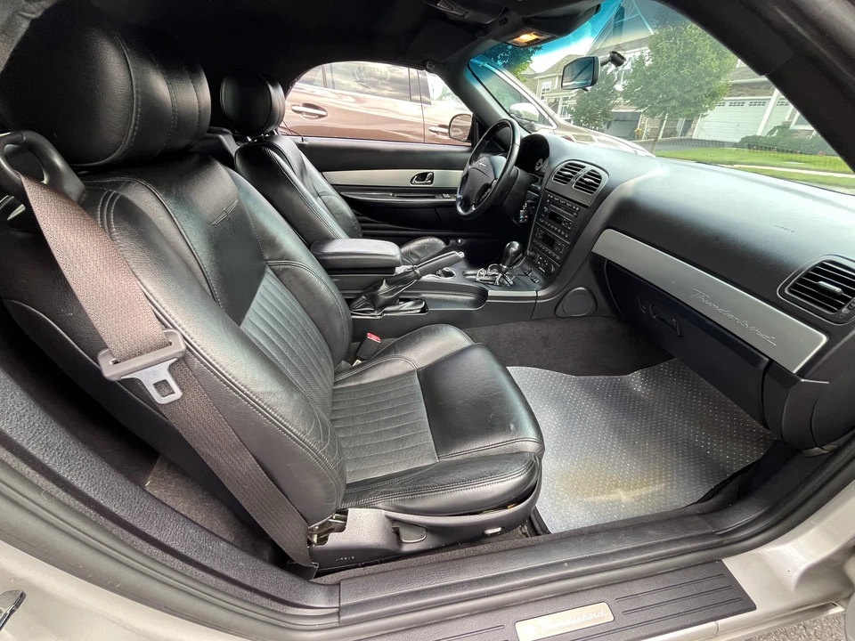 2005 Ford Thunderbird 11th Gen - Image 6 of 19