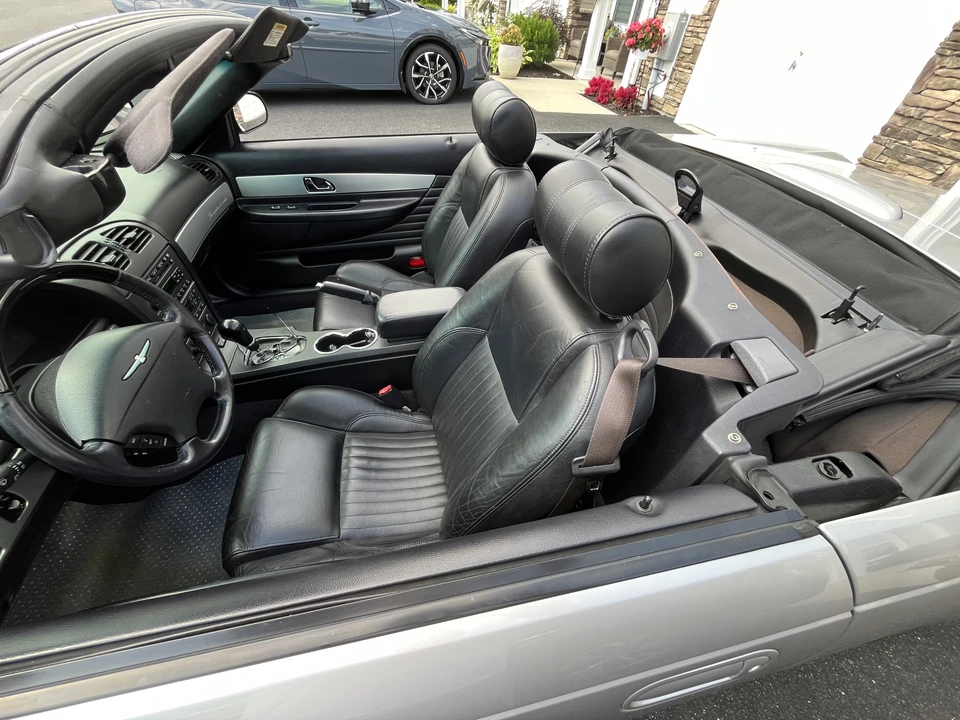 2005 Ford Thunderbird 11th Gen - Image 9 of 19