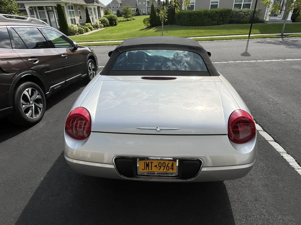 2005 Ford Thunderbird 11th Gen - Image 13 of 19