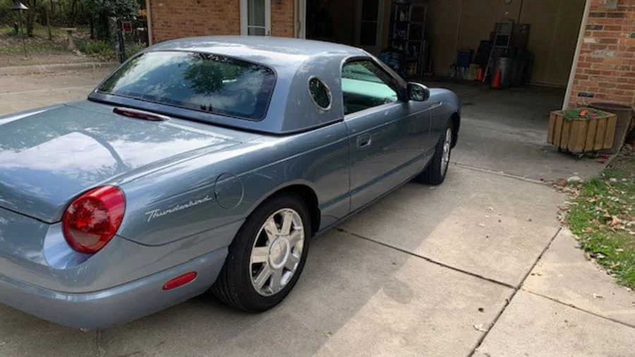 2005 Ford Thunderbird 11th Gen - Image 13 of 30
