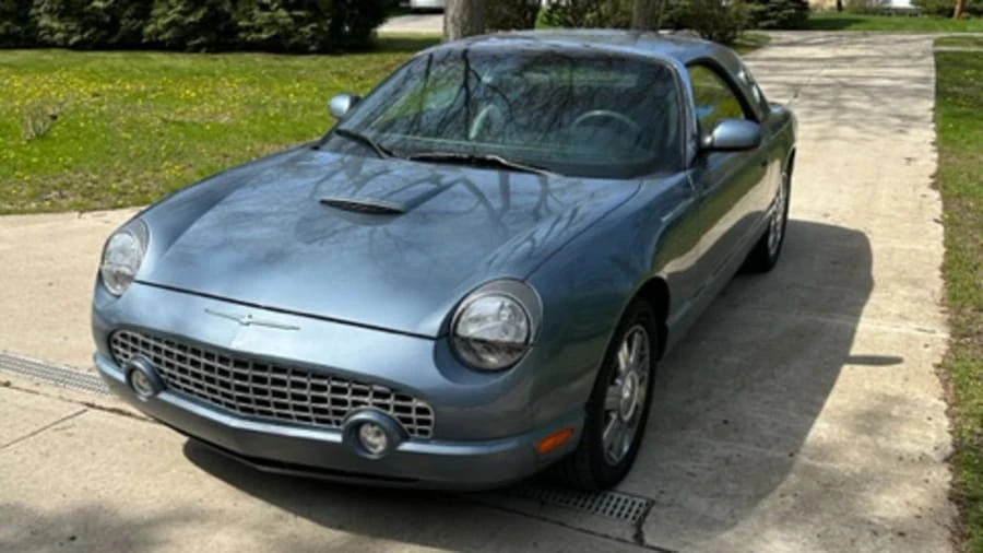 2005 Ford Thunderbird 11th Gen - Image 3 of 30