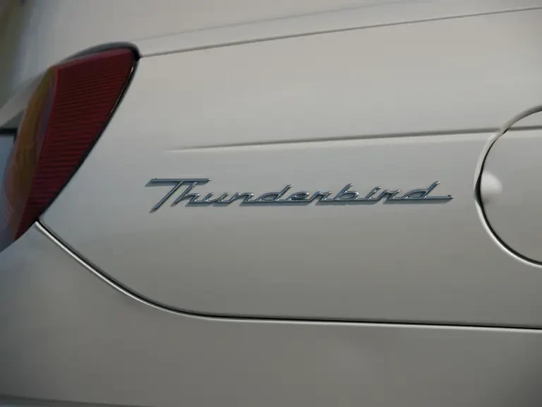 2005 Ford Thunderbird 11th Gen - Image 14 of 22