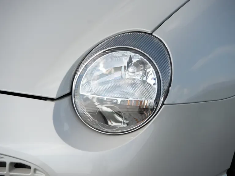 2005 Ford Thunderbird 11th Gen - Image 11 of 22