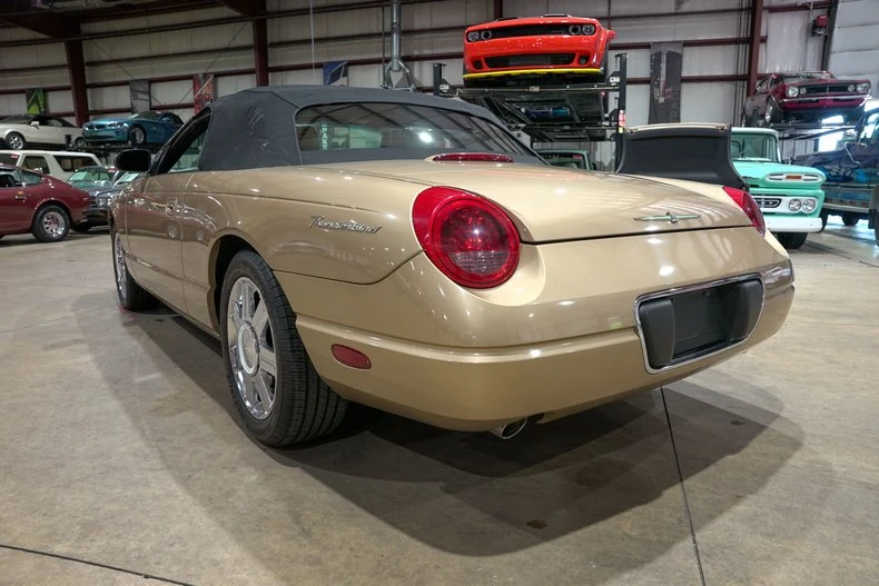 2005 Ford Thunderbird 11th Gen - Image 23 of 31