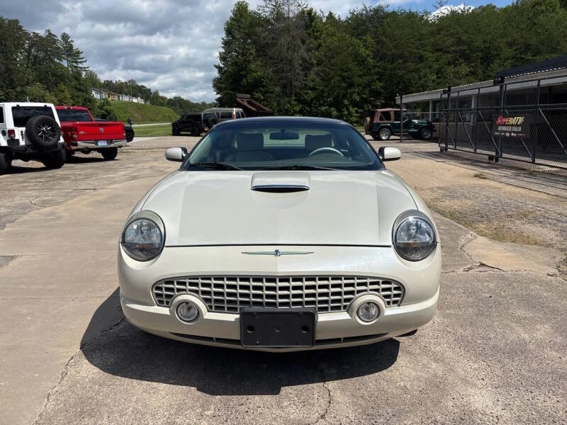 2005 Ford Thunderbird 11th Gen - Image 2 of 12