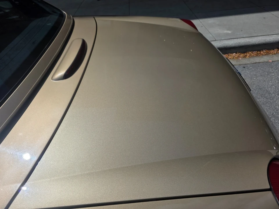 2005 Ford Thunderbird 11th Gen - Image 11 of 31