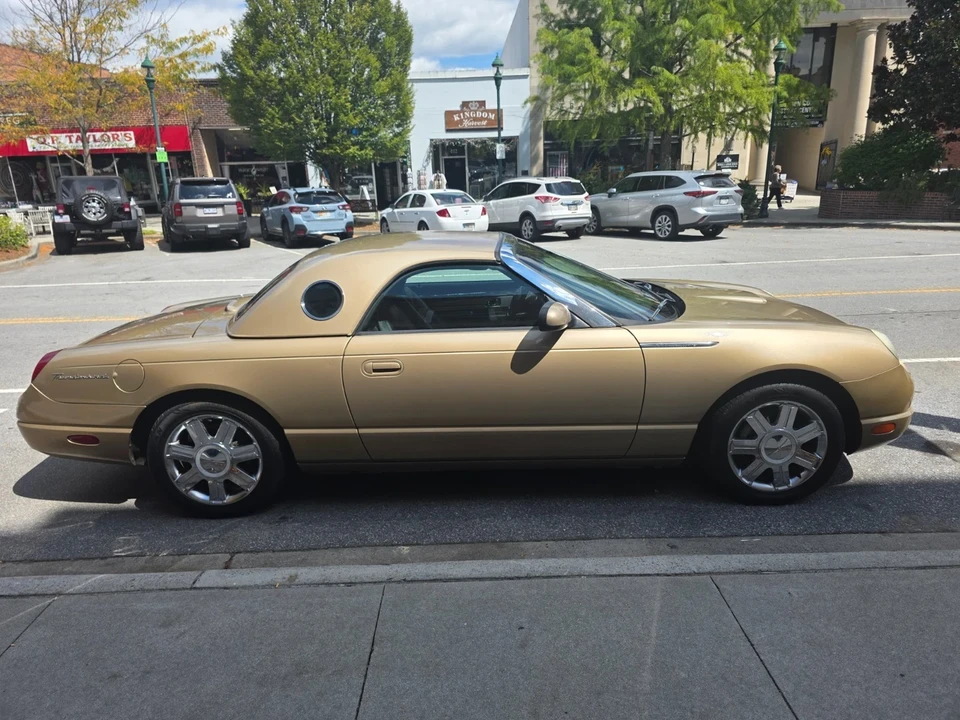 2005 Ford Thunderbird 11th Gen - Image 4 of 31