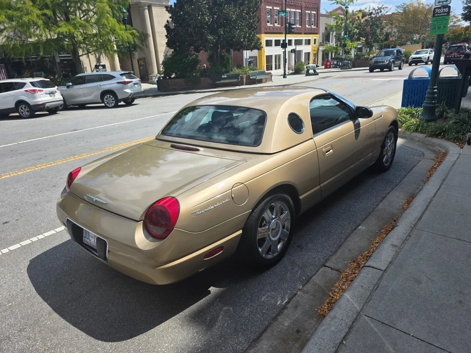 2005 Ford Thunderbird 11th Gen - Image 5 of 31