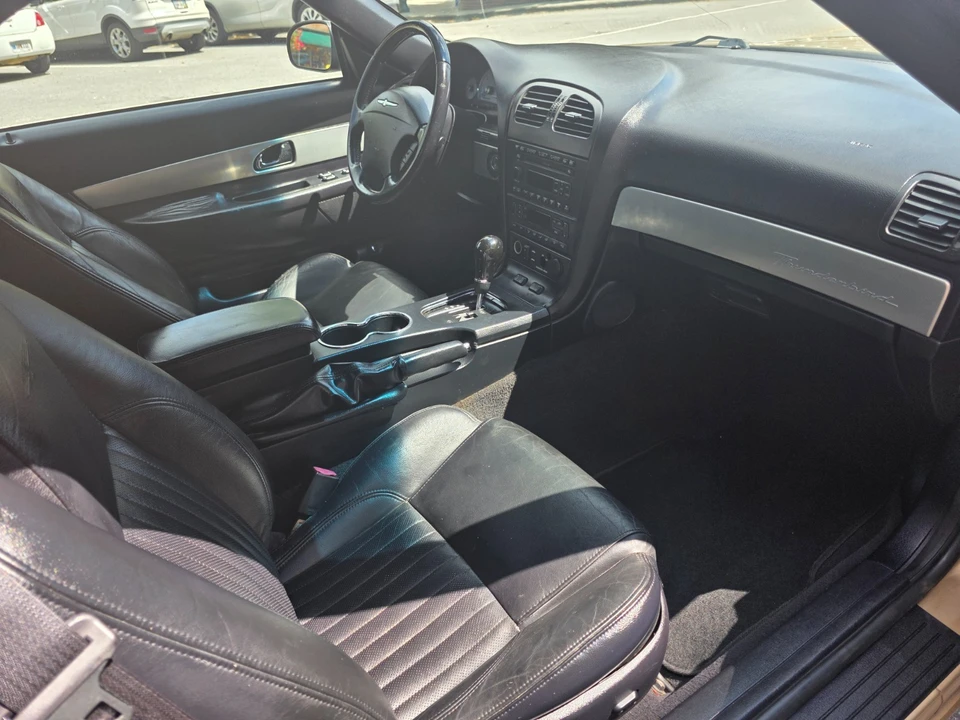 2005 Ford Thunderbird 11th Gen - Image 22 of 31