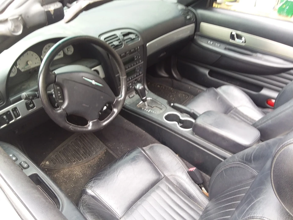 2005 Ford Thunderbird 11th Gen - Image 8 of 12