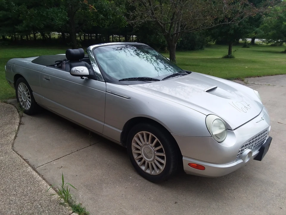 2005 Ford Thunderbird 11th Gen - Image 3 of 12