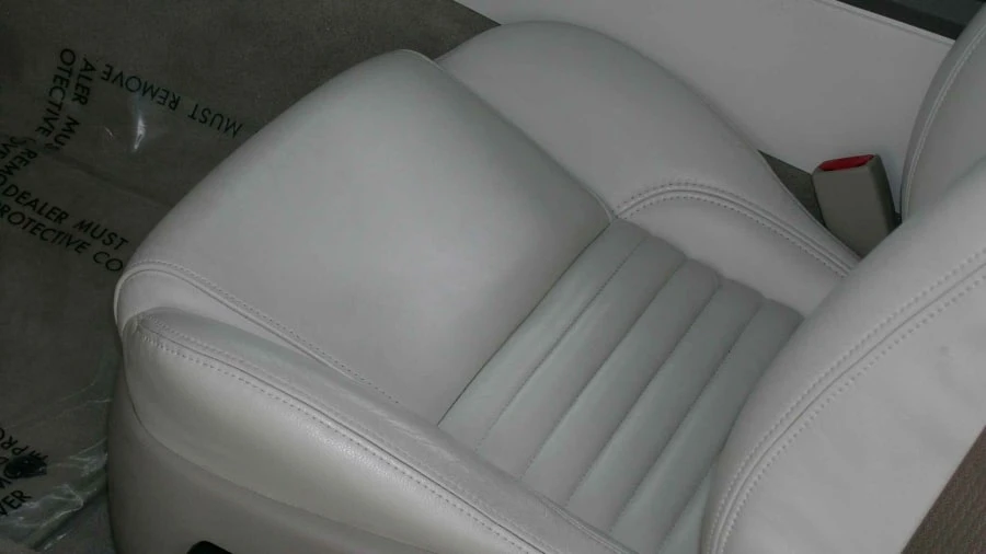 2005 Ford Thunderbird 11th Gen - Image 3 of 6