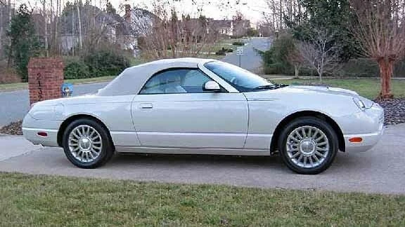 2005 Ford Thunderbird 11th Gen - Image 2 of 8