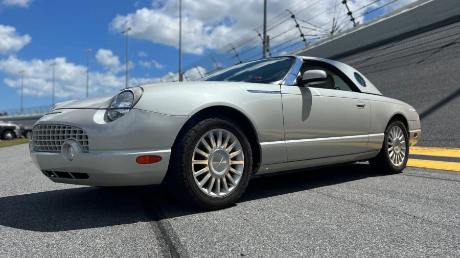 2005 Ford Thunderbird 11th Gen - Image 8 of 18