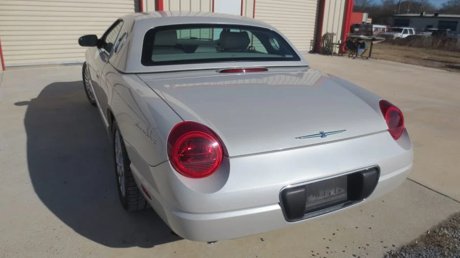 2005 Ford Thunderbird 11th Gen - Image 6 of 11