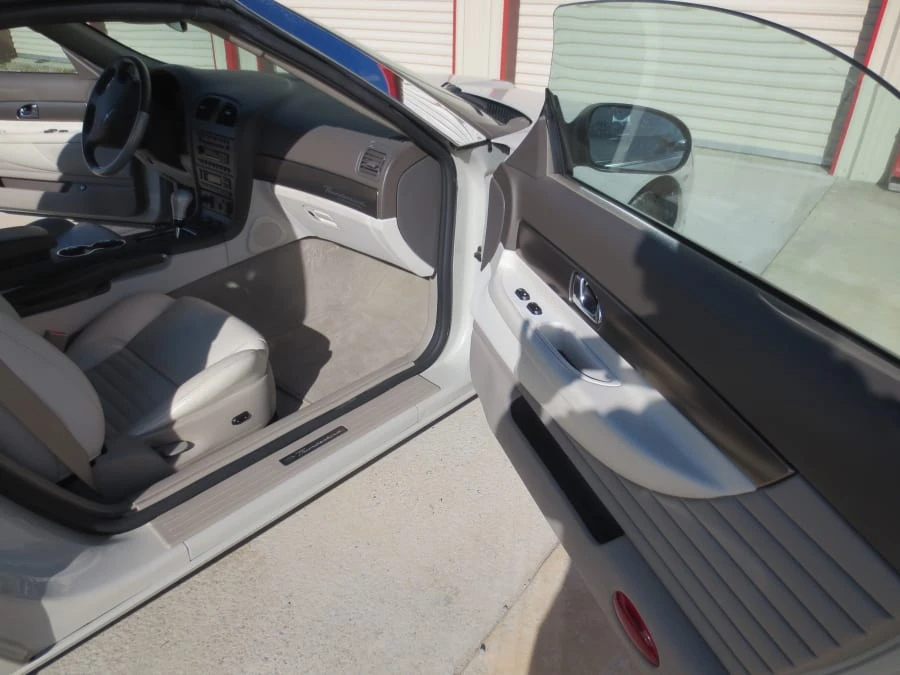2005 Ford Thunderbird 11th Gen - Image 8 of 11