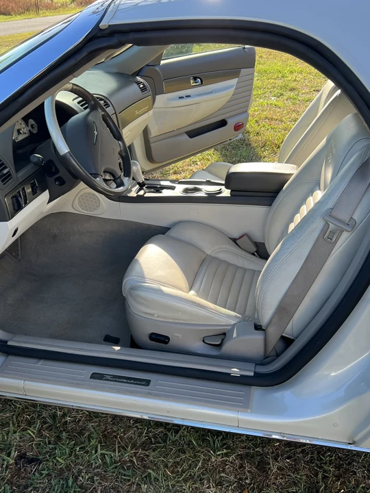 2005 Ford Thunderbird 11th Gen - Image 5 of 7