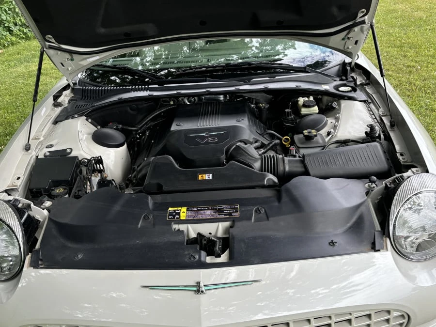 2005 Ford Thunderbird 11th Gen - Image 16 of 16