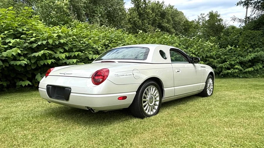 2005 Ford Thunderbird 11th Gen - Image 3 of 16