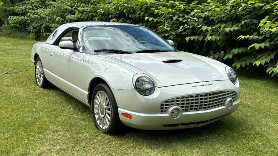 2005 Ford Thunderbird 11th Gen - Image 5 of 16