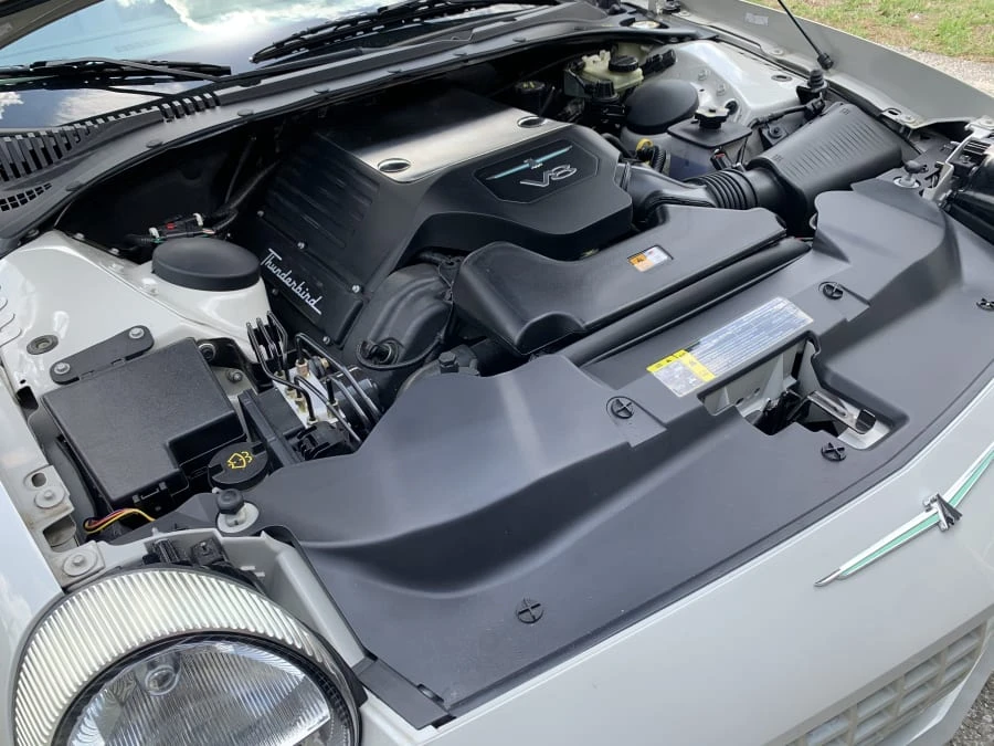 2005 Ford Thunderbird 11th Gen - Image 15 of 16