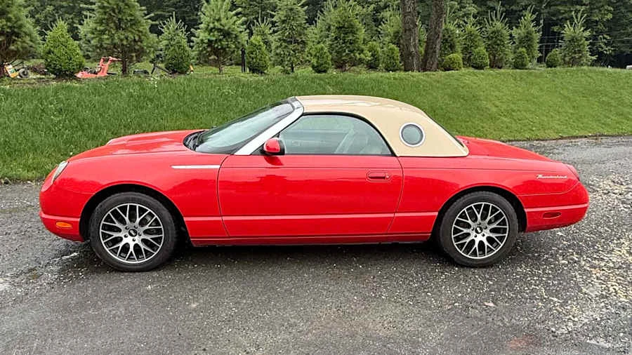 2005 Ford Thunderbird 11th Gen - Image 2 of 7