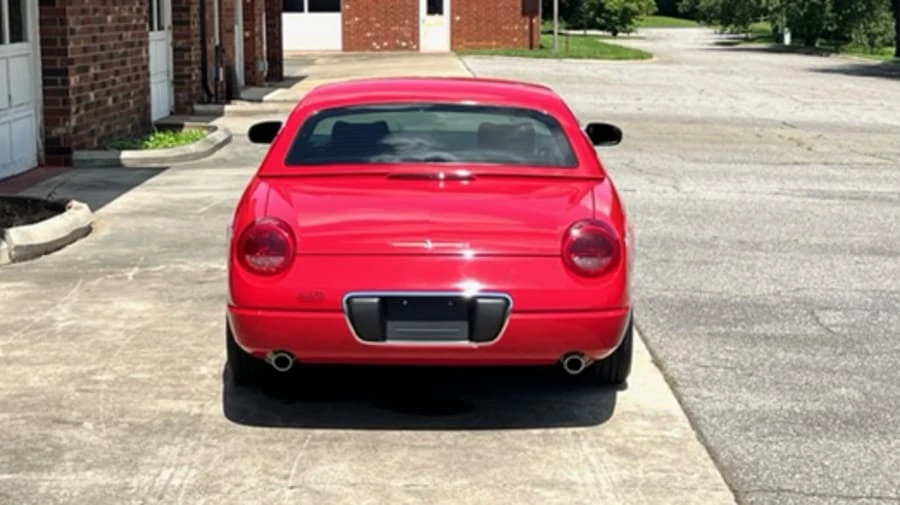 2005 Ford Thunderbird 11th Gen - Image 12 of 19