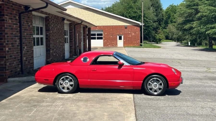 2005 Ford Thunderbird 11th Gen - Image 14 of 19