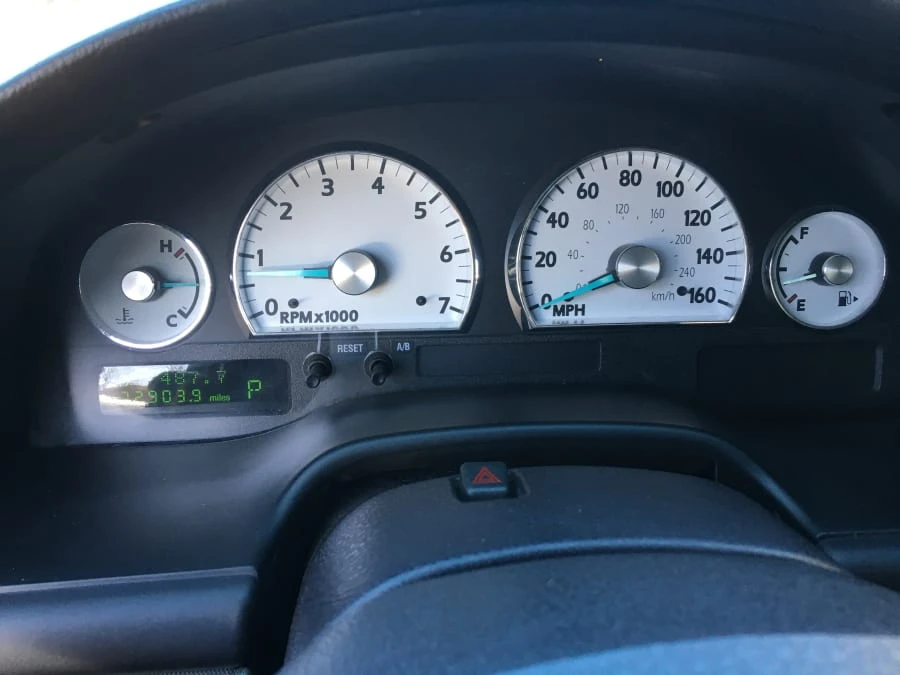 2005 Ford Thunderbird 11th Gen - Image 5 of 11