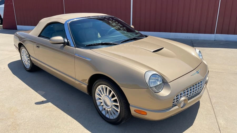 2005 Ford Thunderbird 11th Gen - Image 15 of 31