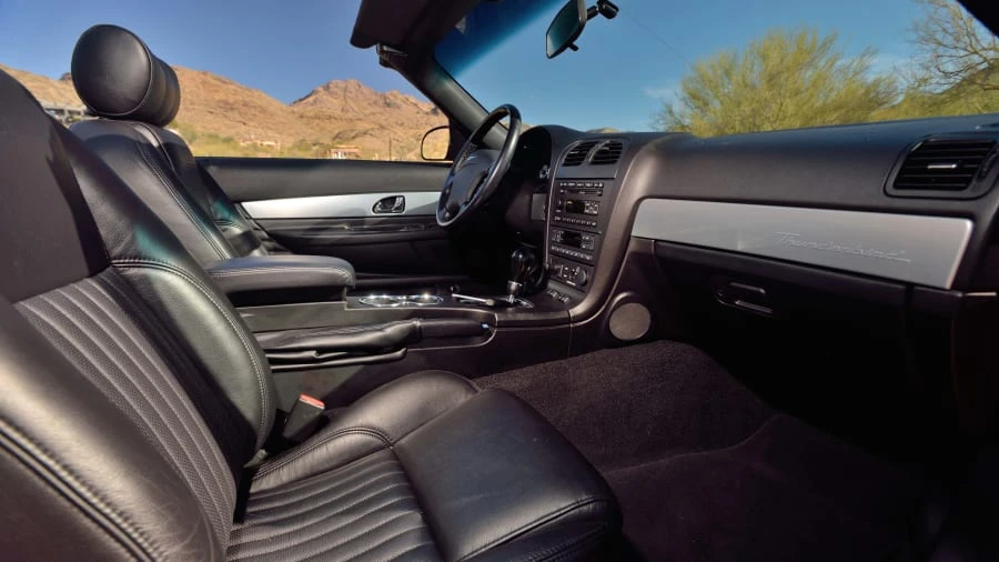 2005 Ford Thunderbird 11th Gen - Image 5 of 25