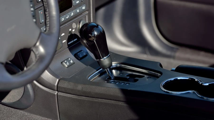 2005 Ford Thunderbird 11th Gen - Image 21 of 25