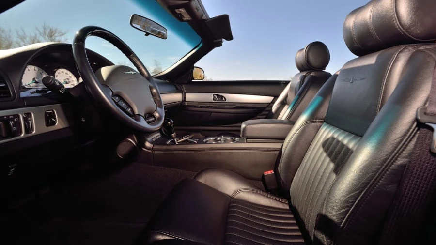2005 Ford Thunderbird 11th Gen - Image 24 of 25