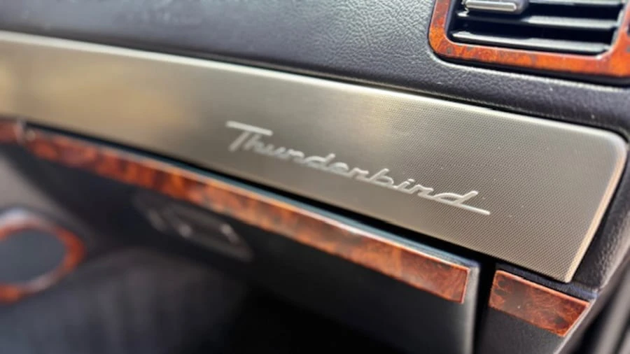 2005 Ford Thunderbird 11th Gen - Image 16 of 25