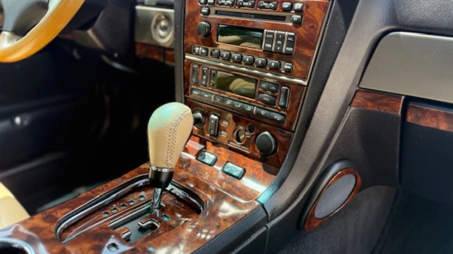 2005 Ford Thunderbird 11th Gen - Image 23 of 25