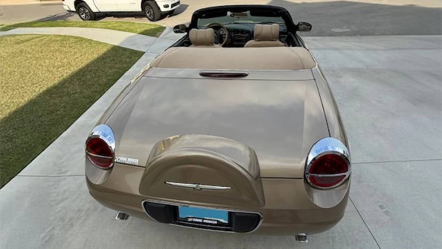 2005 Ford Thunderbird 11th Gen - Image 4 of 25