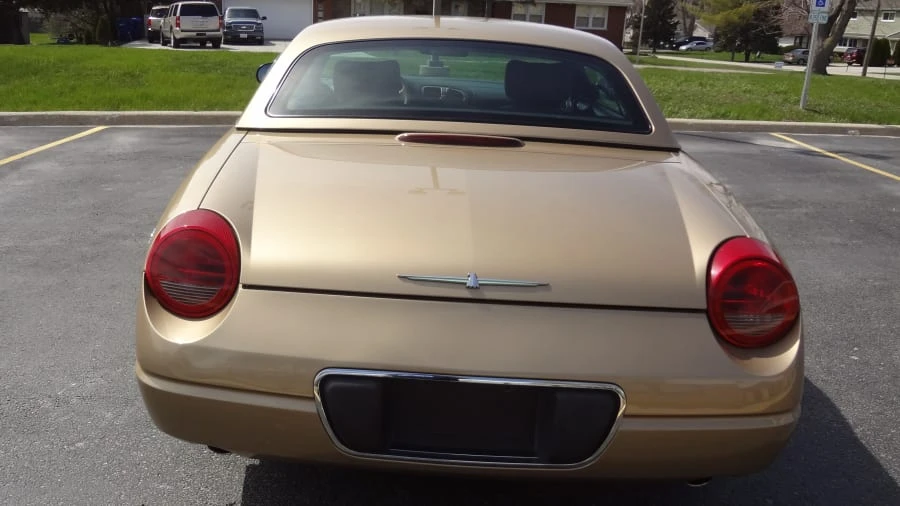 2005 Ford Thunderbird 11th Gen - Image 10 of 16