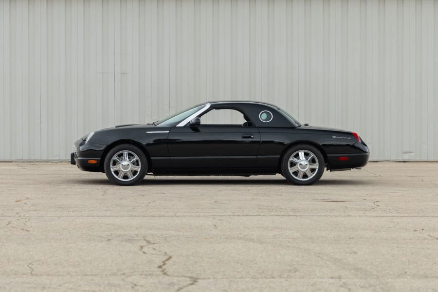 2005 Ford Thunderbird 11th Gen - Image 16 of 31