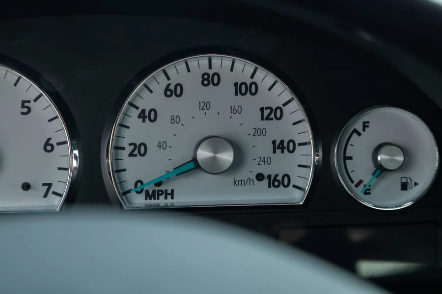 2005 Ford Thunderbird 11th Gen - Image 29 of 31